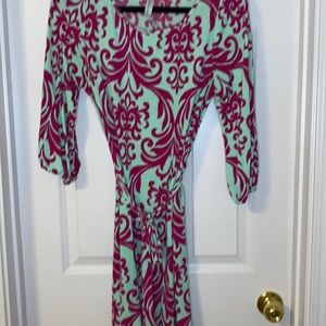 Size medium stretchy dress from pink Lily